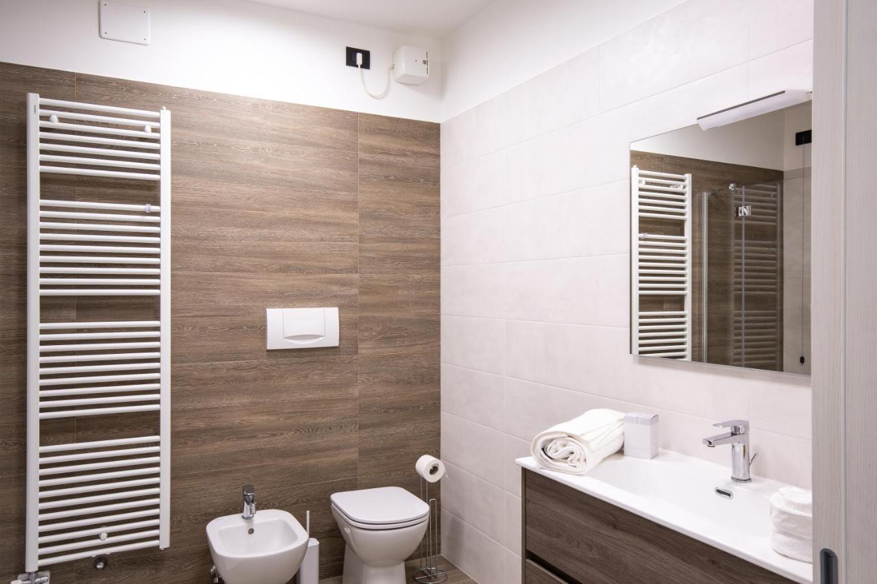 Borgo Verticale Luxury Apartments แฟลเตร ภายนอก รูปภาพ